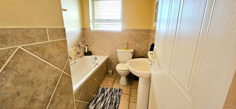 3 Bedroom Property for Sale in Aston Bay Eastern Cape